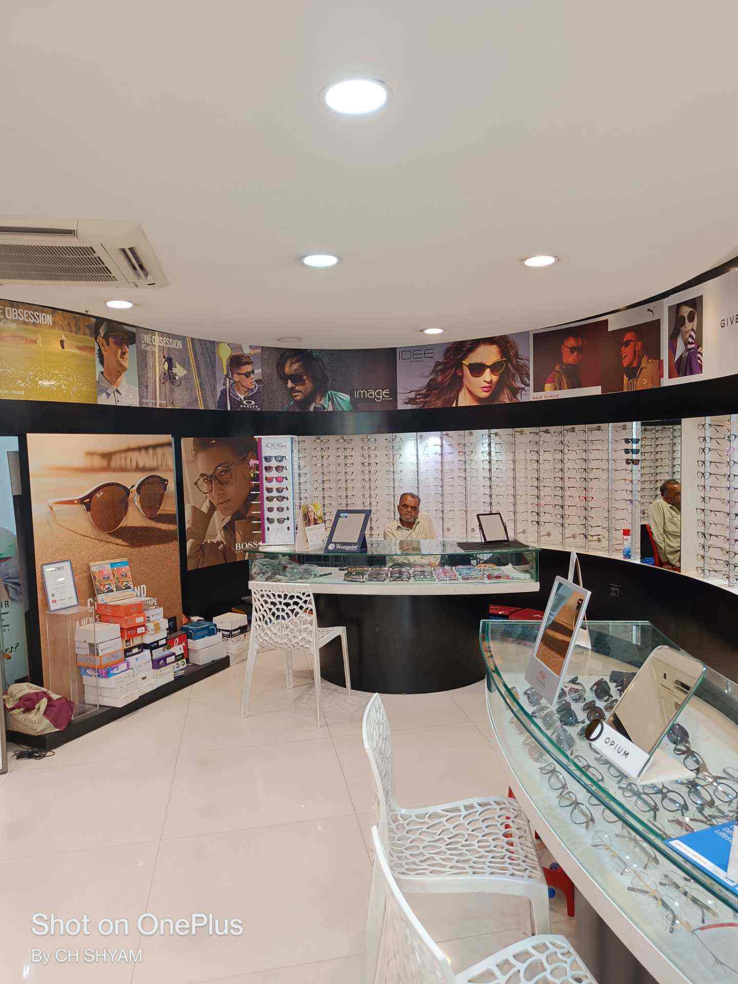 Eye Care Store in Madhapur,Hyderabad Best Spectacle Glass Dealers in
