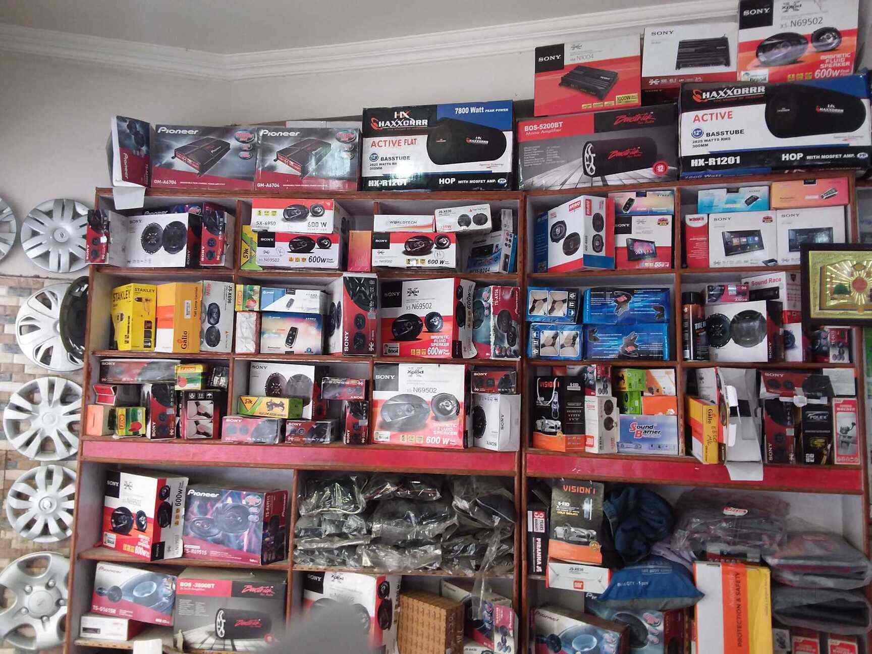 Car Accessories Wholesale in Basheer Bagh,Hyderabad Best Car