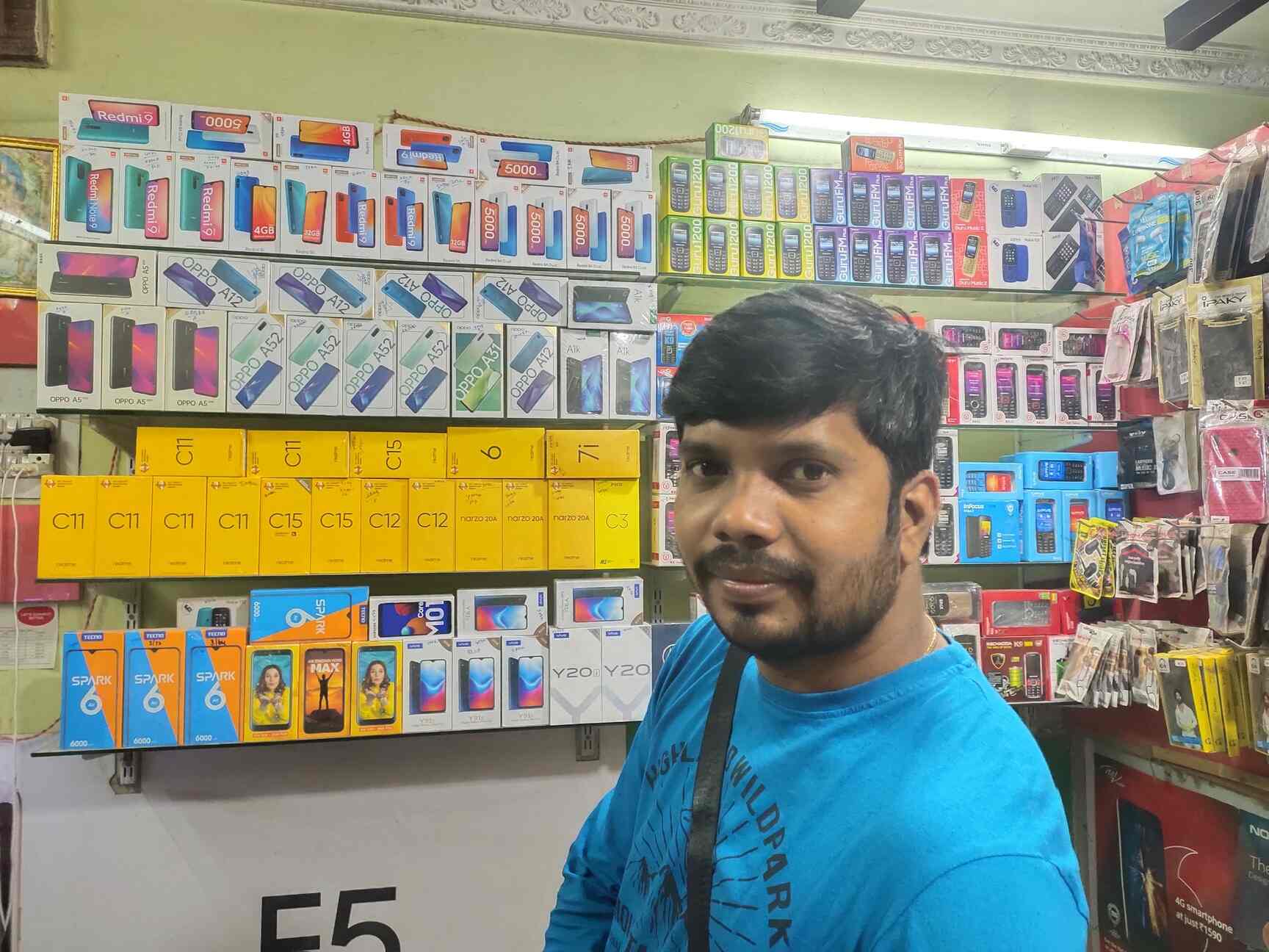 Shiva Mobiles in Bachupally,Hyderabad Best Mobile Phone Dealers in