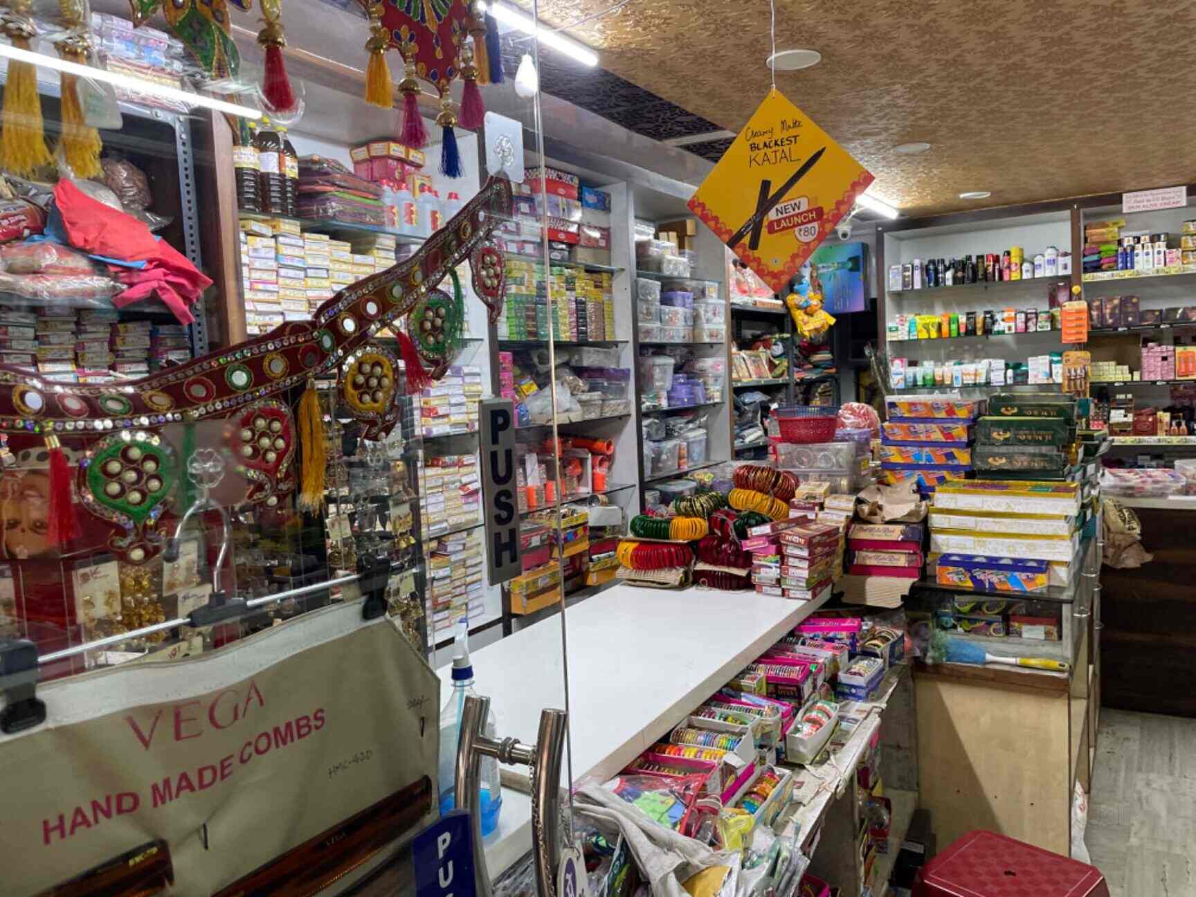 Madhavi Fancy & Gifts Corner in Kukatpally,Hyderabad Best Personalized Gift Shops in Hyderabad