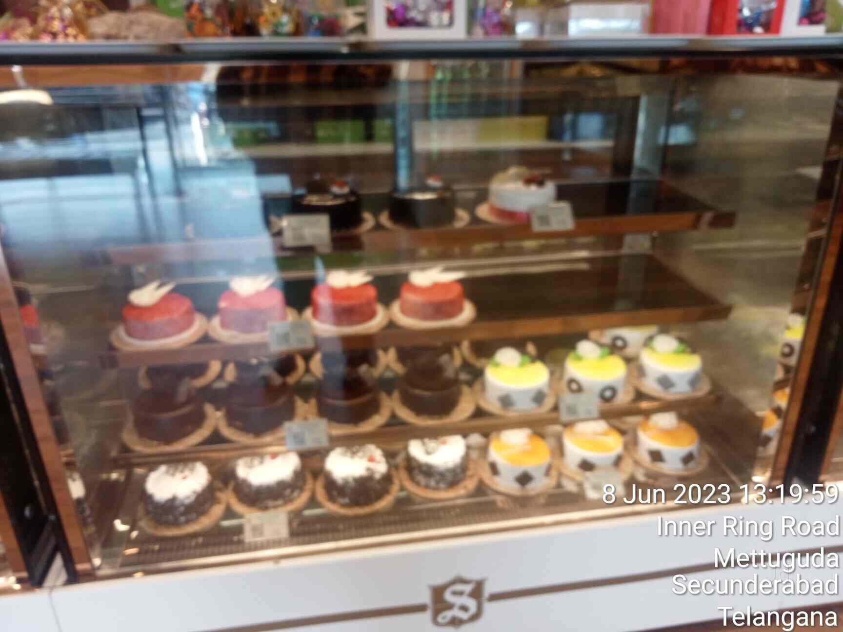 Update 144+ swiss castle plum cake super hot in.eteachers