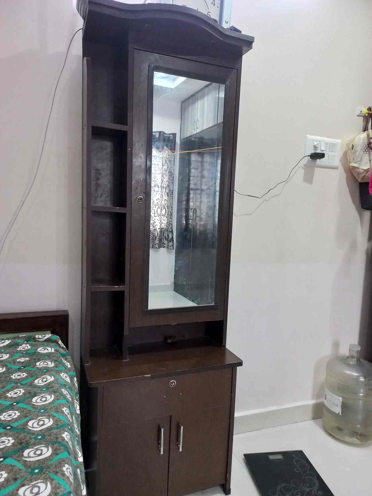 Top Second Hand Furniture Buyers in Nampally Best Old Furniture Buyers Hyderabad near me