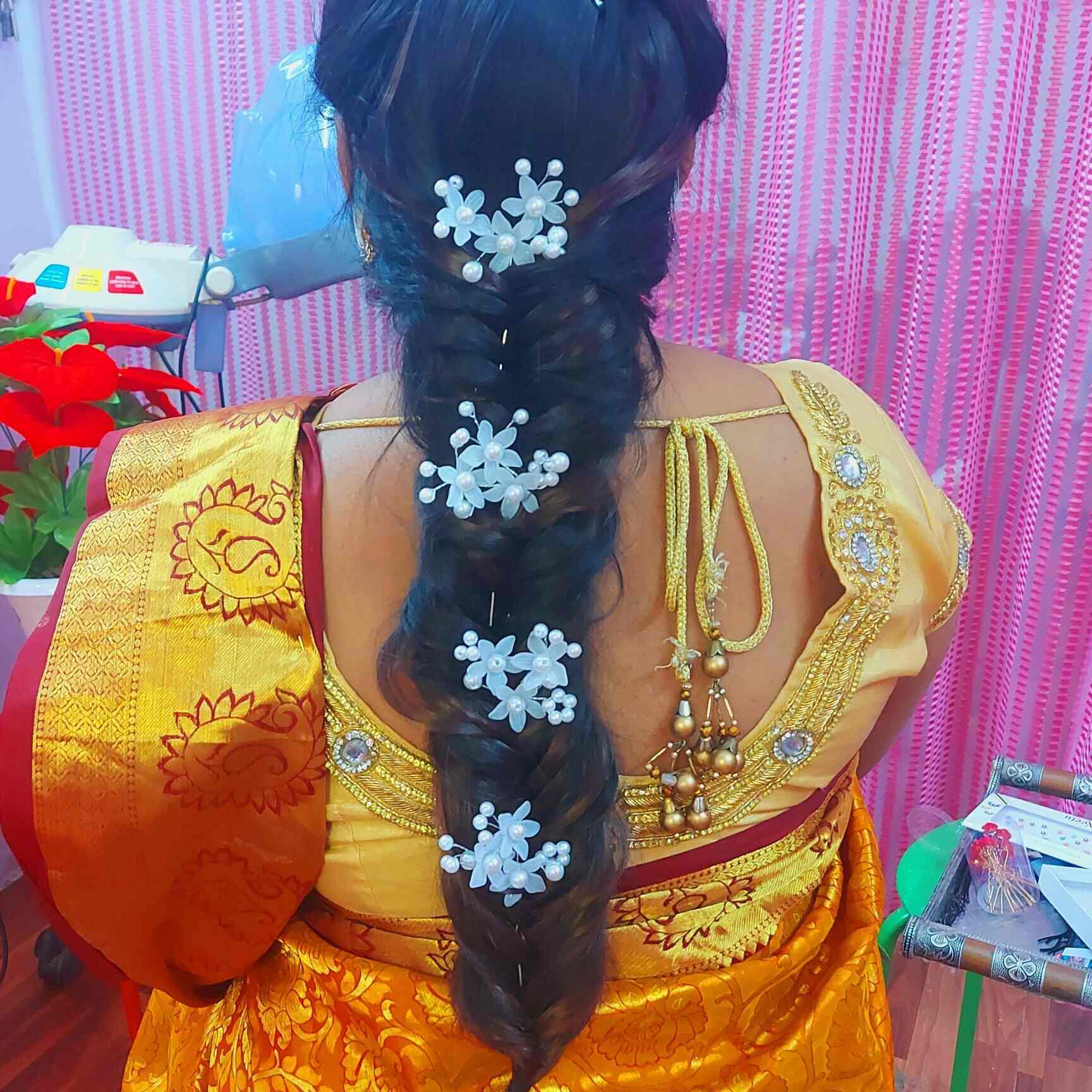 Blossom Beauty Parlour & Training Institute in Dilsukh Nagar,Hyderabad