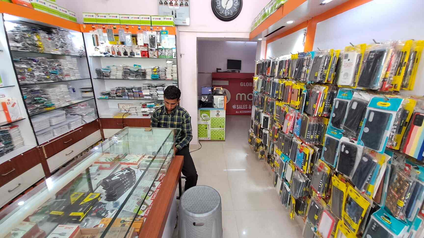 Global Mobiles in Manikonda,Hyderabad Best Mobile Phone Dealers in