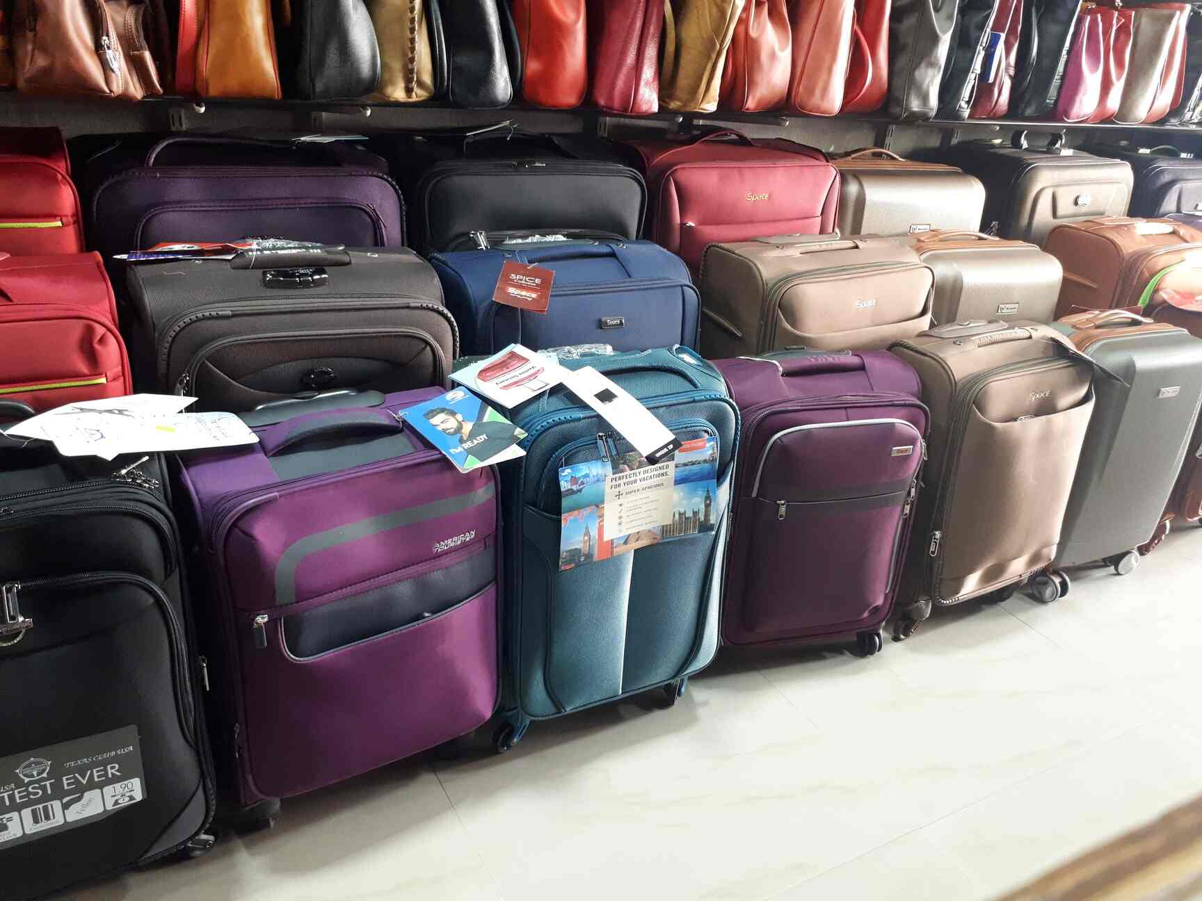 Top Vip Luggage Bag Wholesalers in Ameerpet Best Vip Luggage Bag