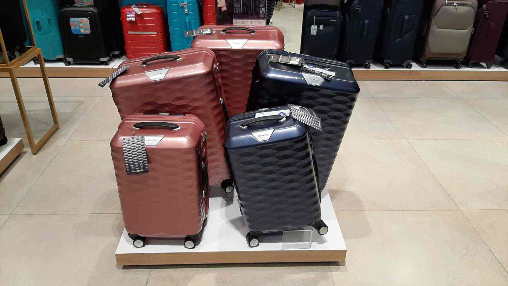 Top Samsonite Sling Bag Dealers in Kukatpally Best Samsonite Sling Bag Dealers Hyderabad near