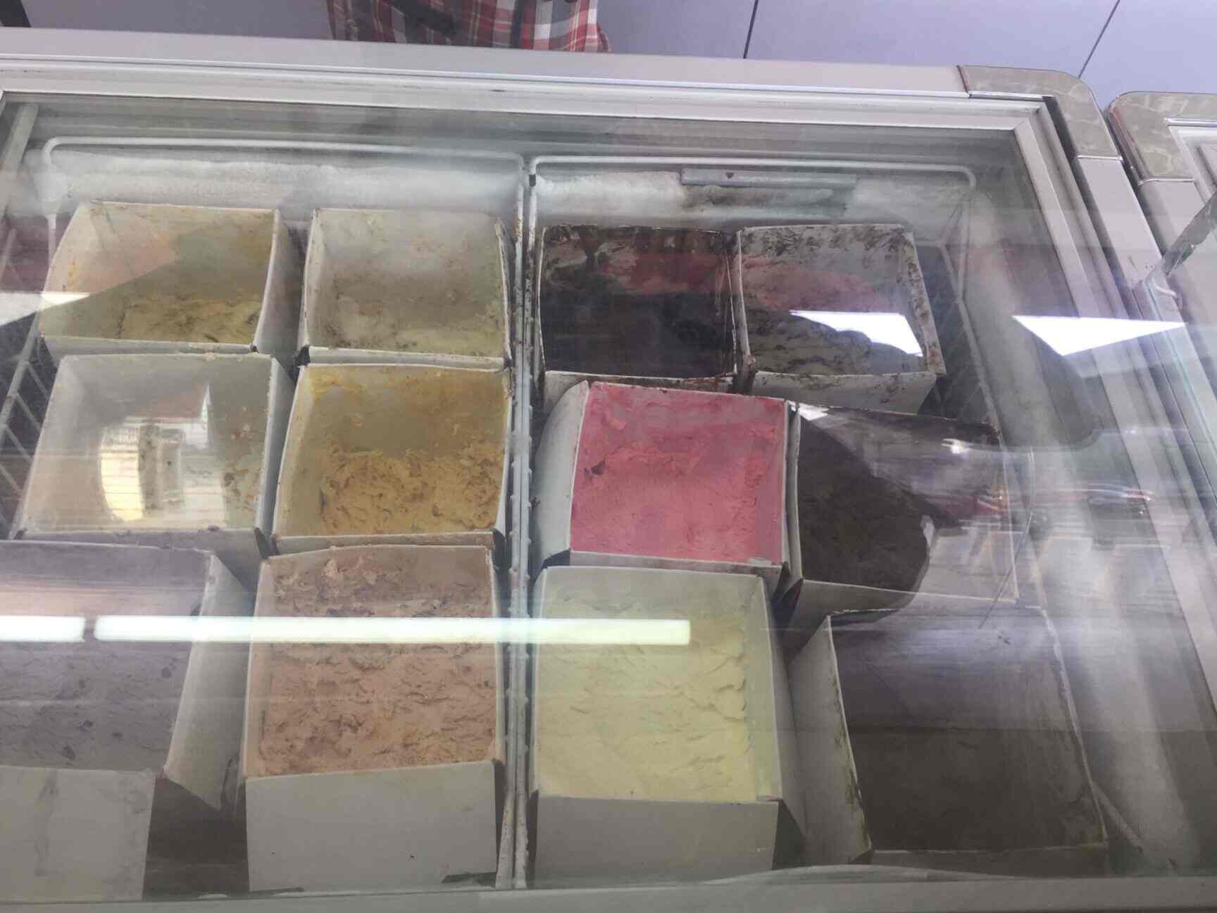 Scoops in Jubilee Hills,Hyderabad Best Ice Cream Parlours in