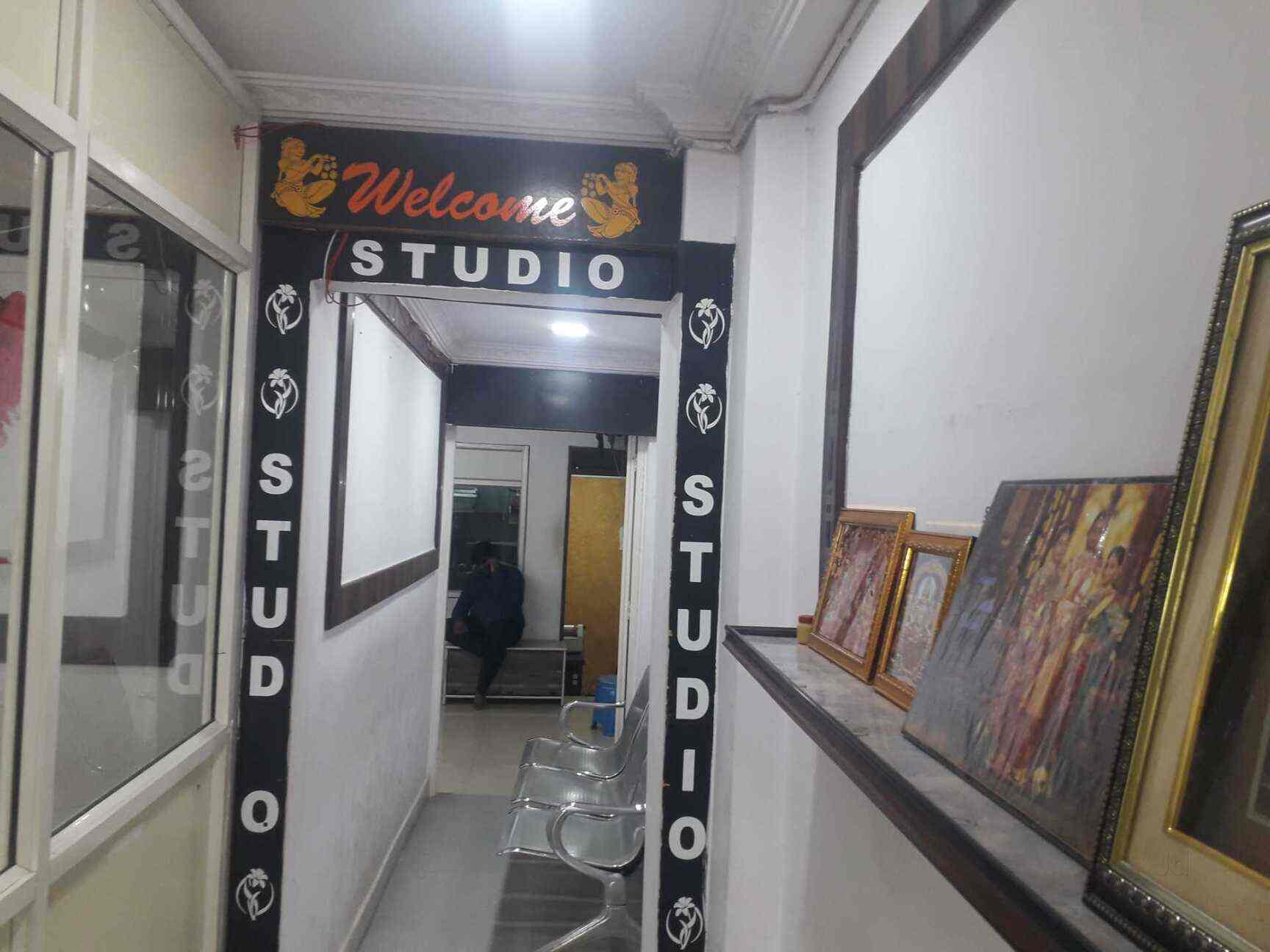 Sri Ragavendhara Colour Lab Digital Studio in Vanasthalipuram,Hyderabad