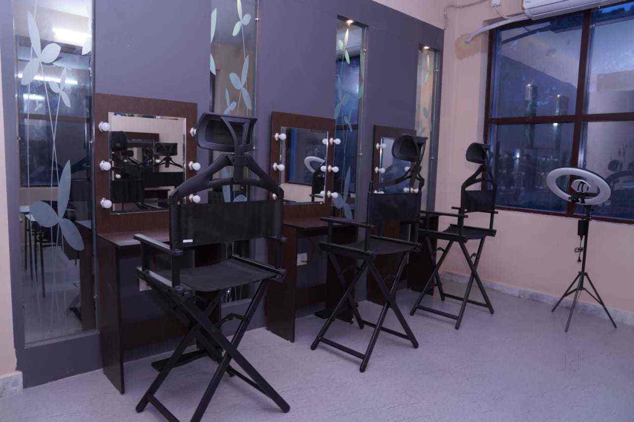 Top Saree Draping Classes in Film Nagar Best Saree Drapping Classes