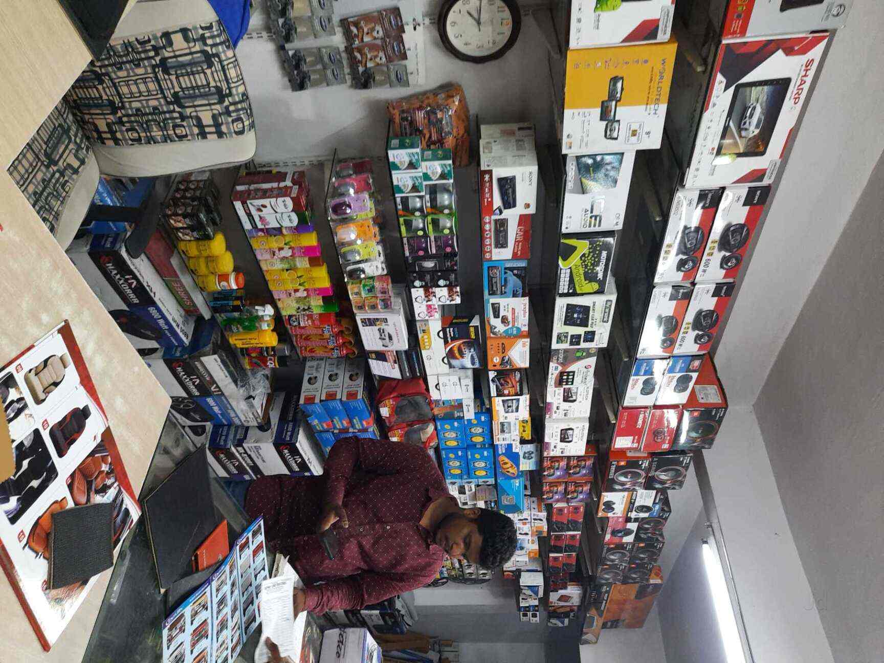 Royal Car Decors in R C Puram,Hyderabad Best Car Decorators in