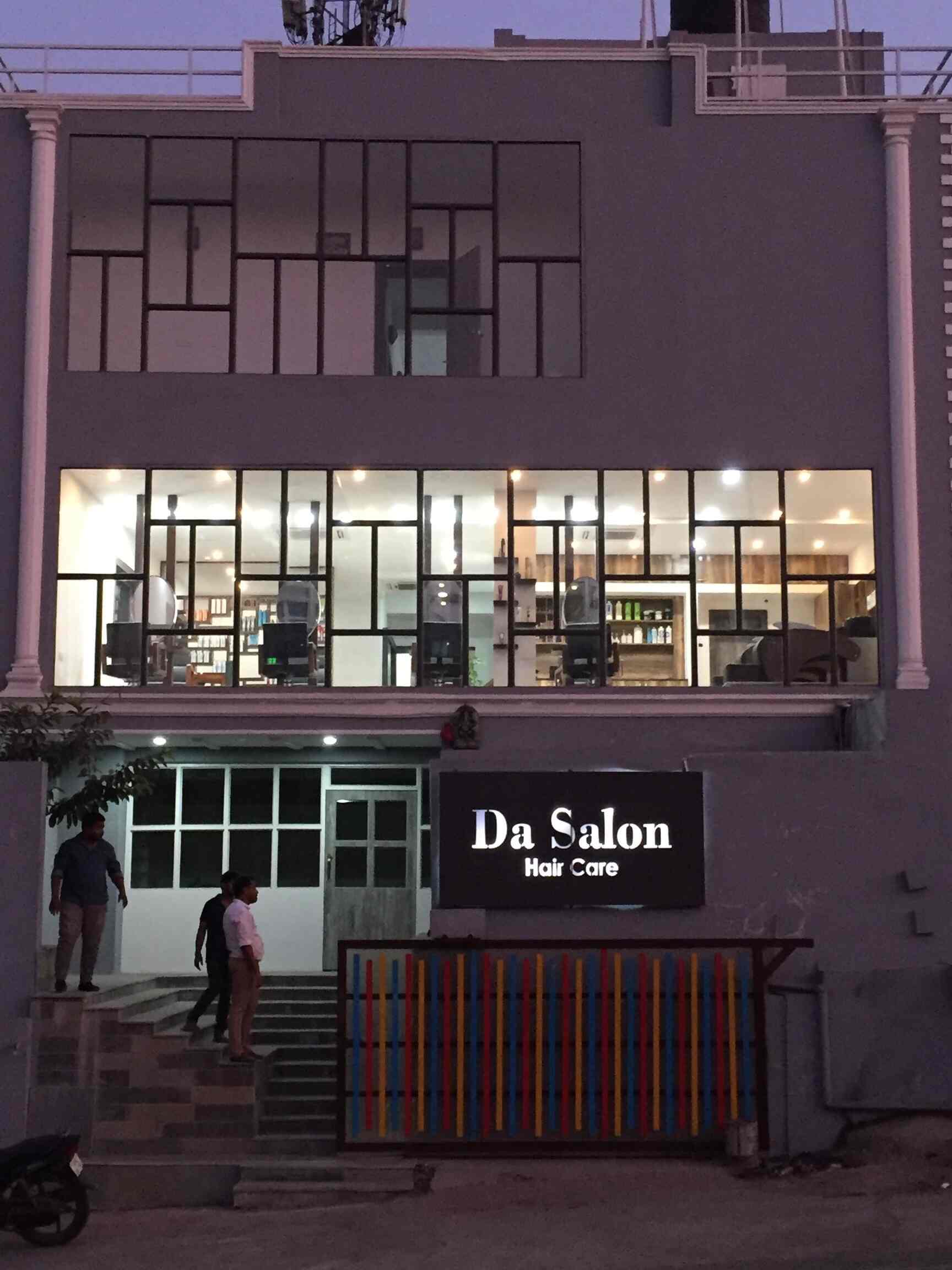 Top Salons in Prashasan NagarJubilee Hills, Hyderabad Best Beauty