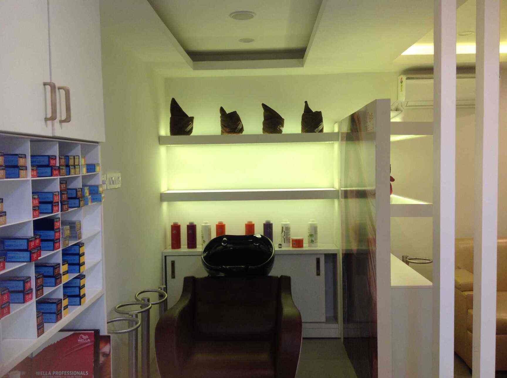 Top Salons near Siri Dental HospitalKondapur, Hyderabad Best Beauty