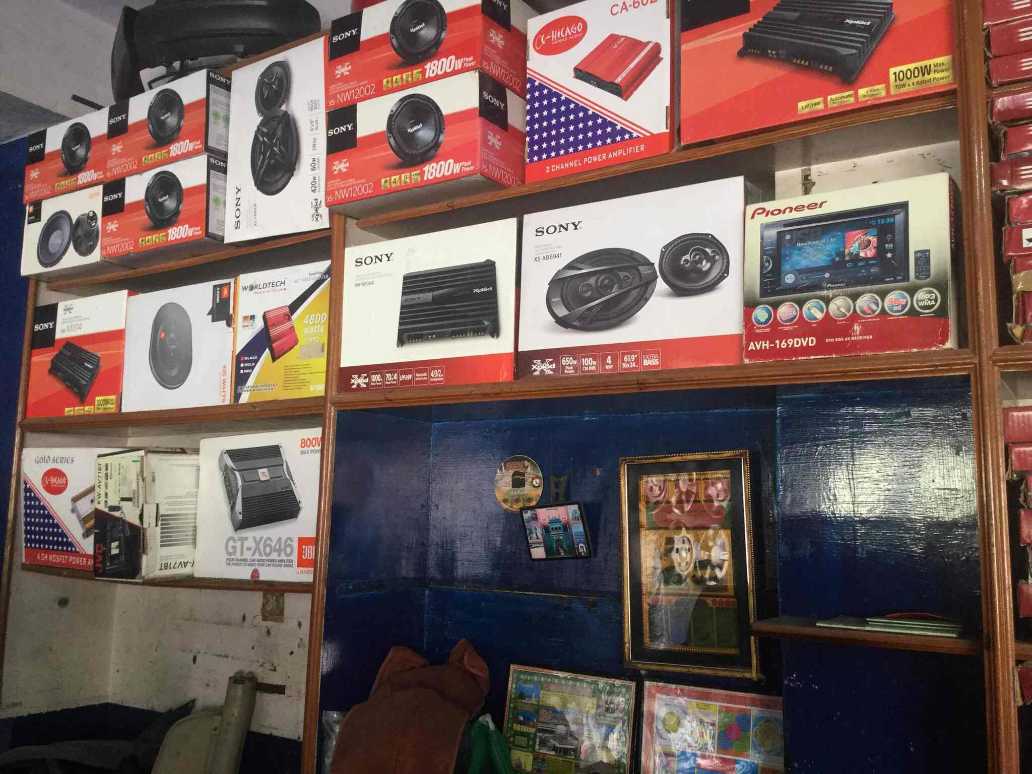 Race Track in Basheer Bagh,Hyderabad Best Imported Car Accessory