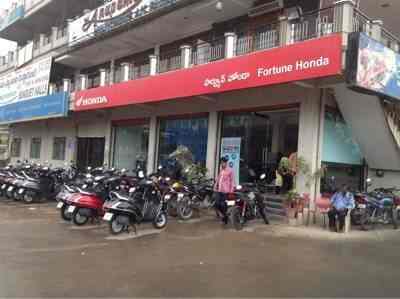 hero showroom kushaiguda