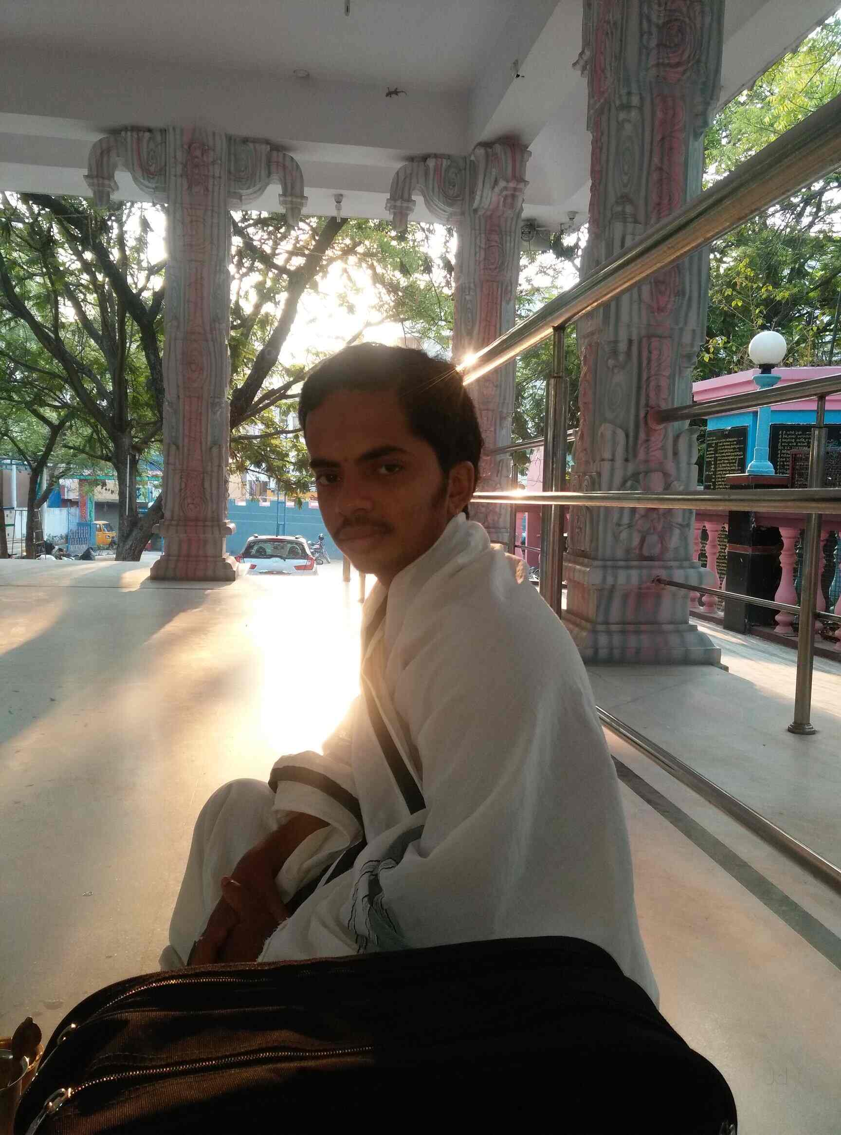 Y Koushik Sharma in Kukatpally,Hyderabad Best Astrologers in