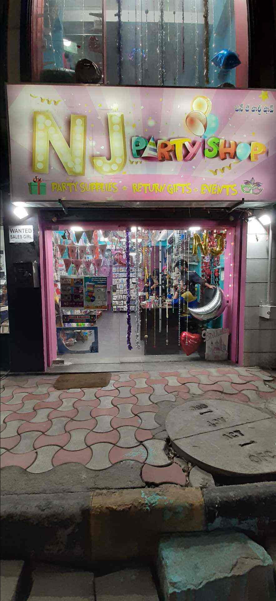 Top 10 Birthday Decorative Item Wholesalers in Hyderabad बर्थडे