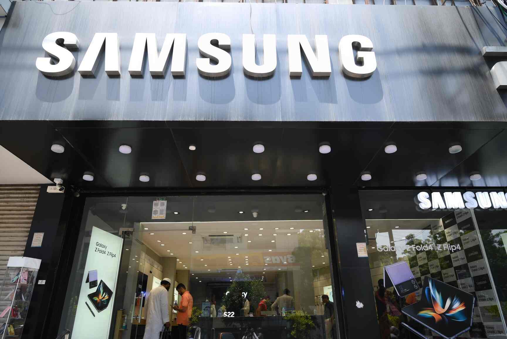 Top Mobile Phone Dealers Samsung in I S SadanSantosh Nagar Best