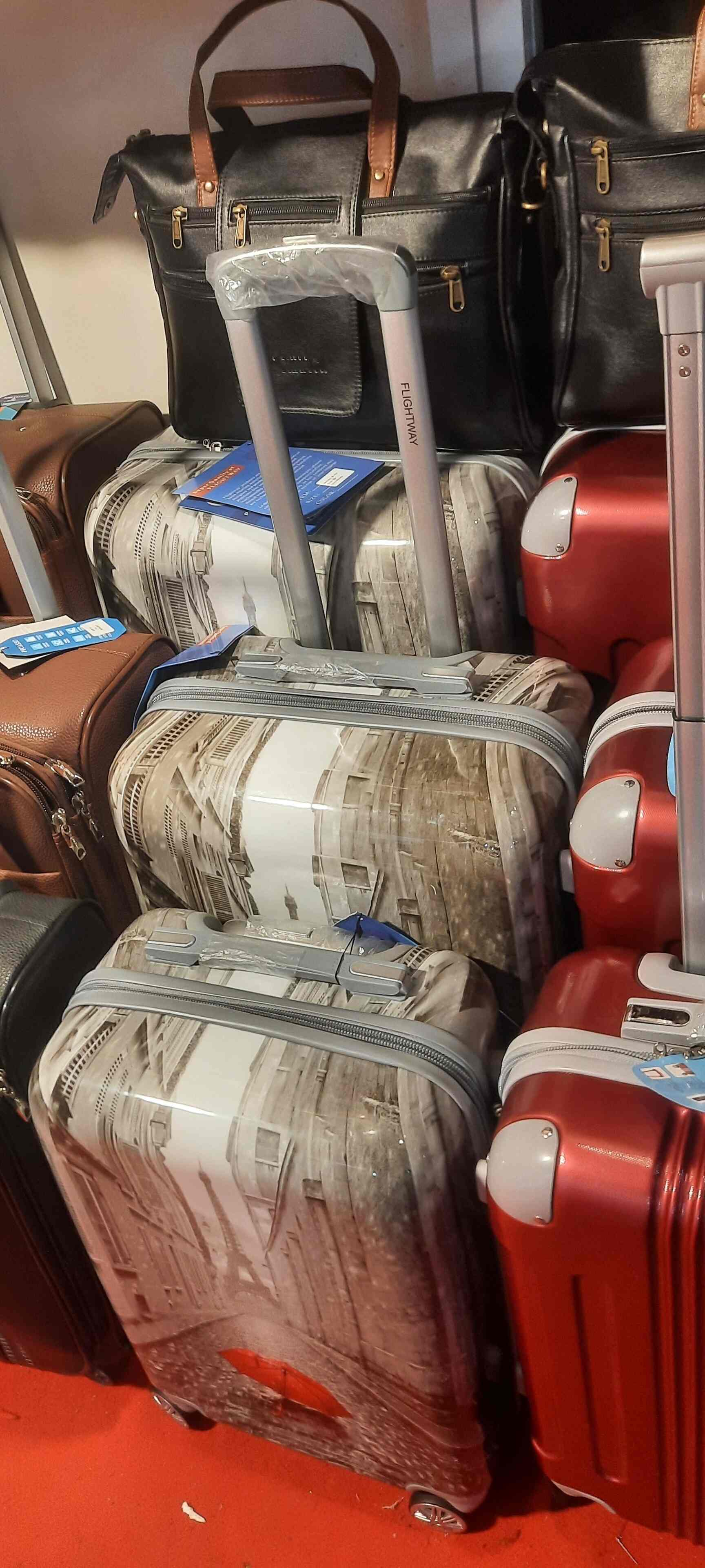 Vip Journey Bags And Luggage Shopee in Premavathipet,Hyderabad Best