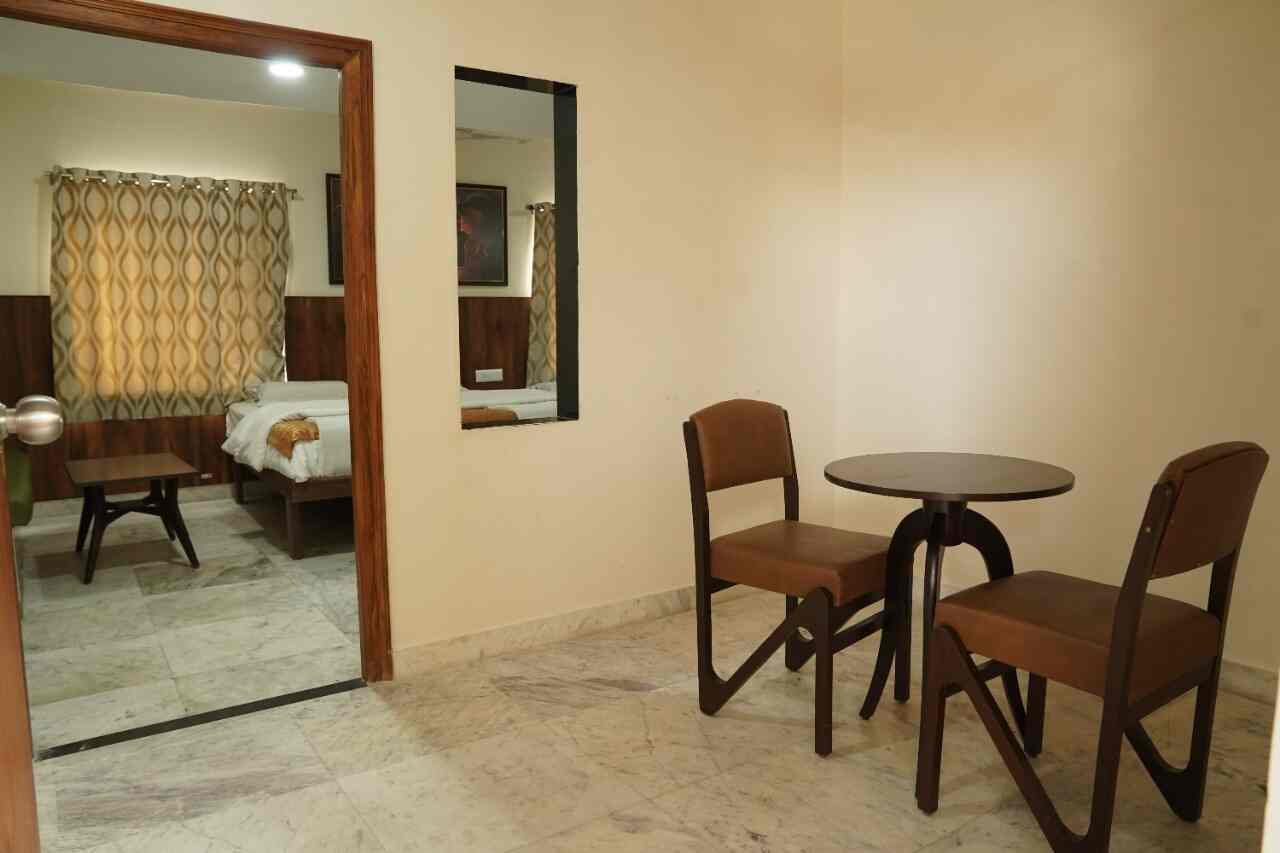 Book Dwaraka Palace Hotel in Lakdi Ka Pool-khairatabad,Hyderabad - Best ...