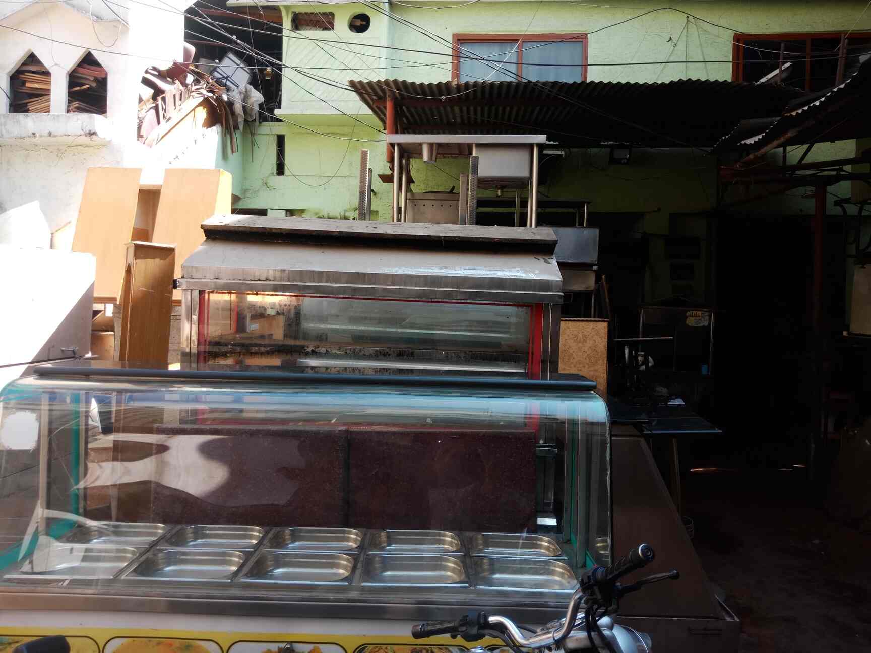 Bismillah Furniture in Nampally,Hyderabad Best Second Hand Furniture