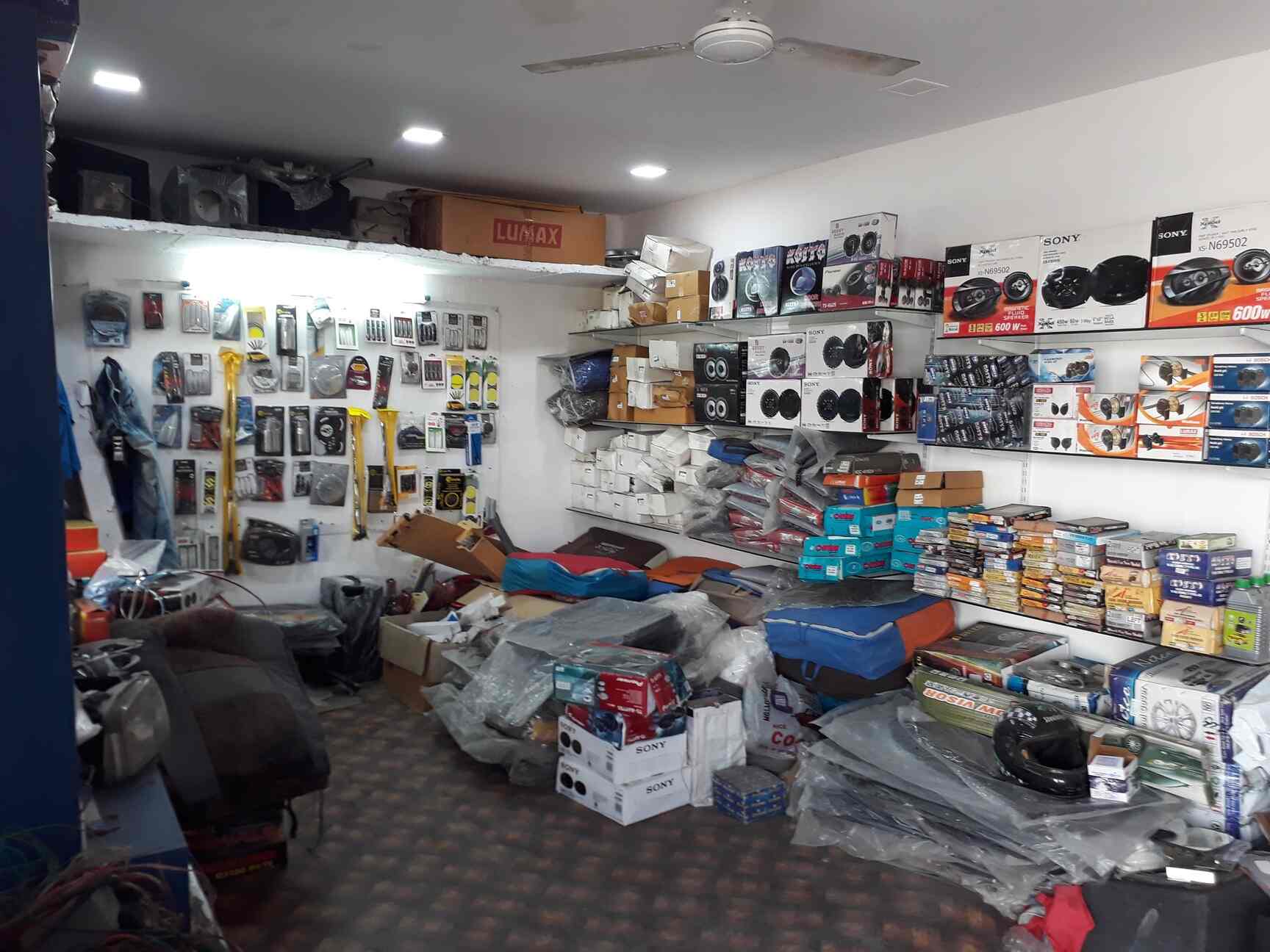 Auto Obsession Car Care Centre in Manikonda,Hyderabad Best Car Repair