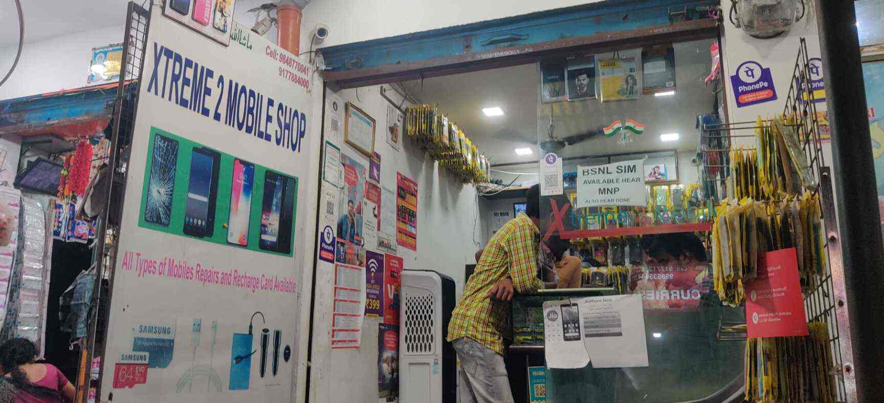 Xtreme Mobiles in Kukatpally,Hyderabad Best Mobile Phone Accessory