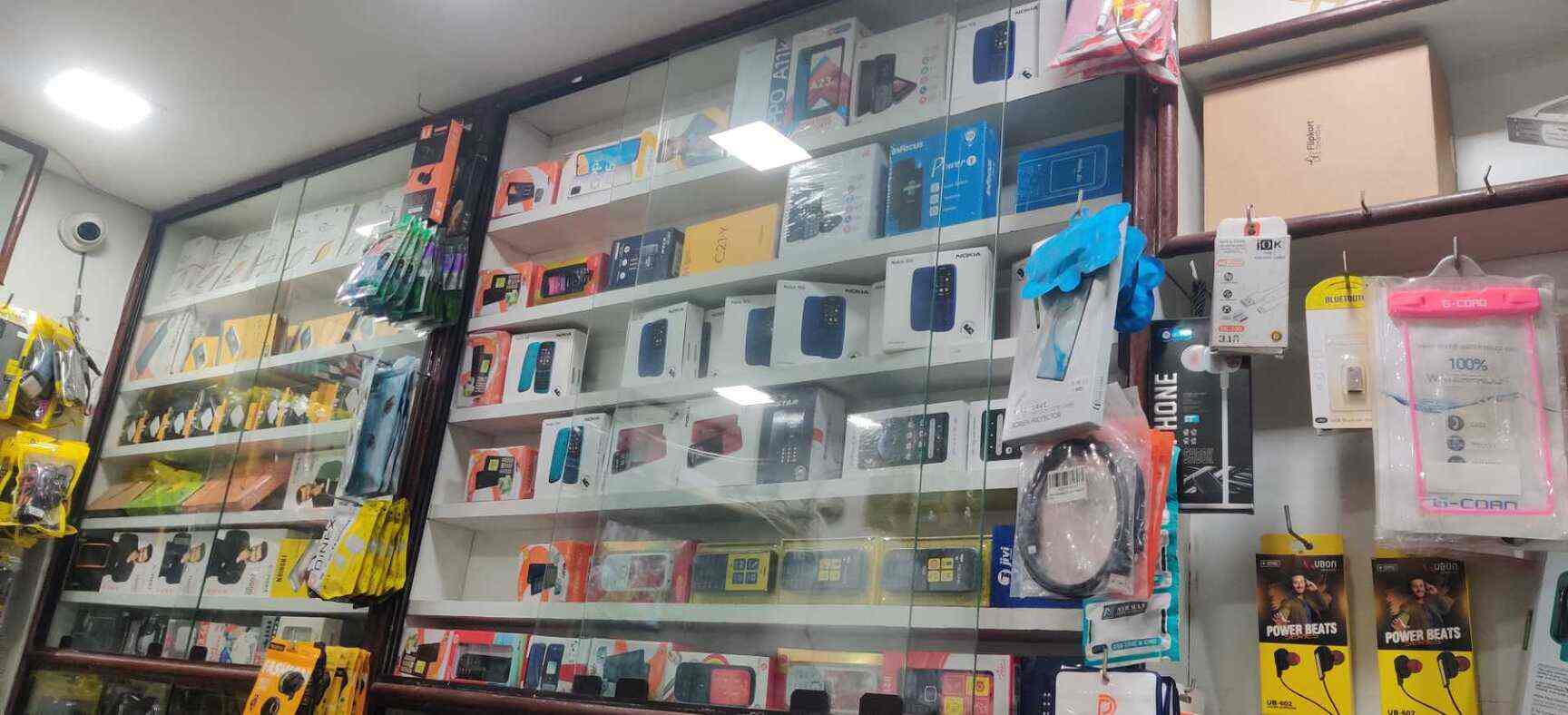 Xtreme Mobiles in Kukatpally,Hyderabad Best Mobile Phone Accessory