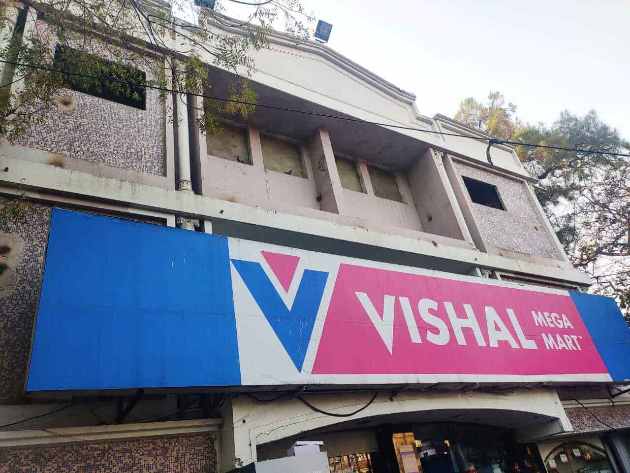 Vishal Mega Mart in South Tukoganj,Indore Best Readymade Garment