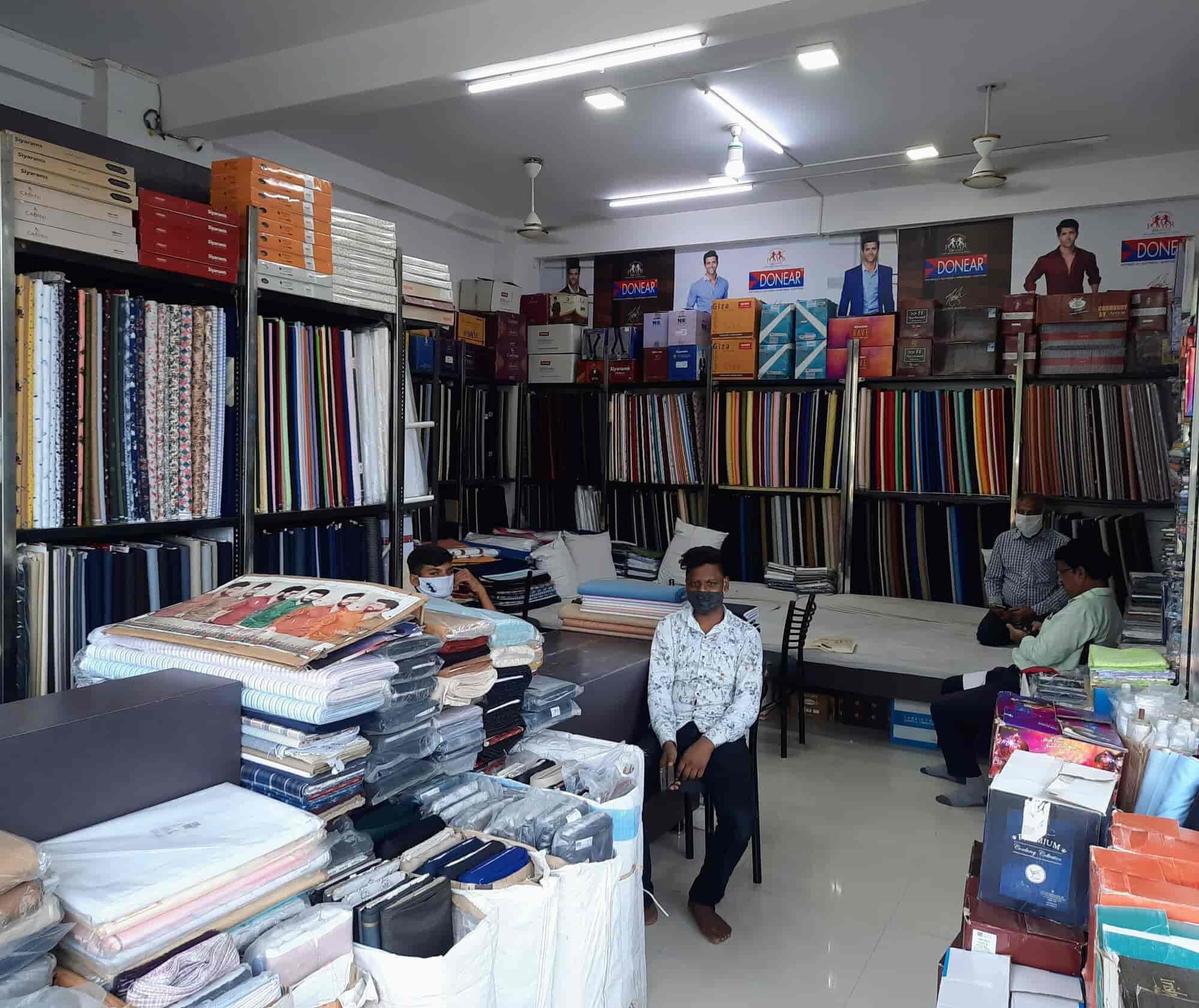 R K Collection in Malwa Mill,Indore Best Cotton Fabric Retailers in