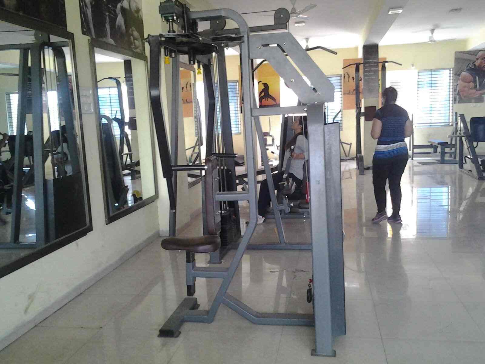 Spartan Unisex Gym & Fitness Centre in Bengali Square,Indore Best