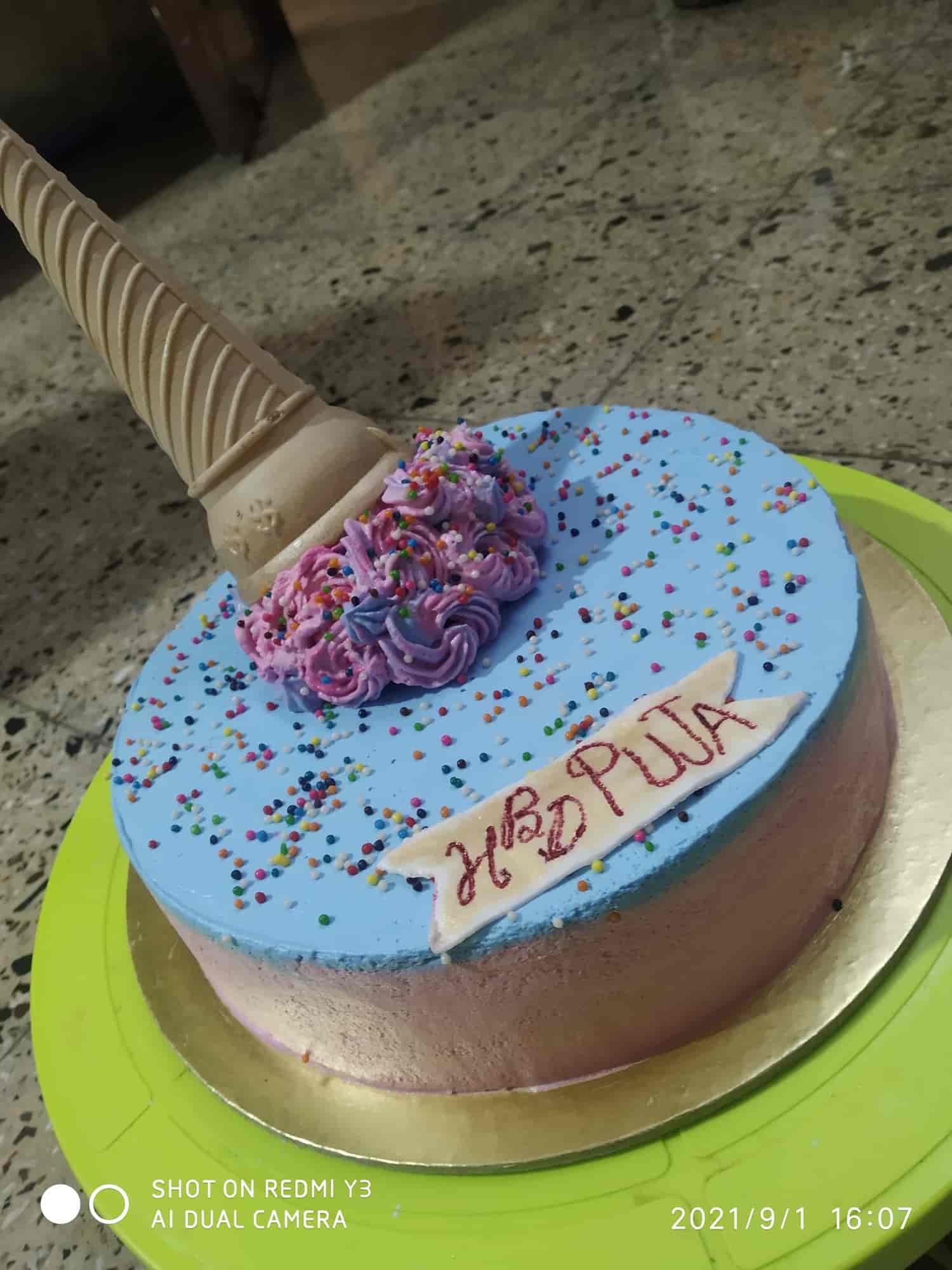 Moms Bake Hub in Dhanwantri Nagar,Indore Best Cake Shops in Indore