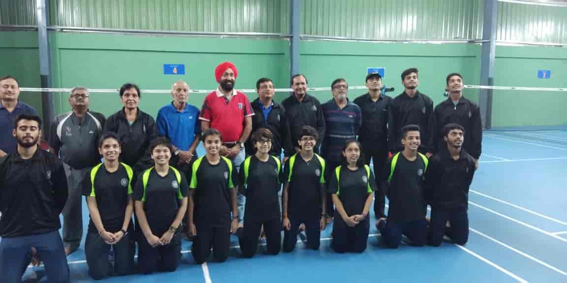 Top Indoor Badminton Courts in Ramnagar Best Indoor Shuttle Clubs