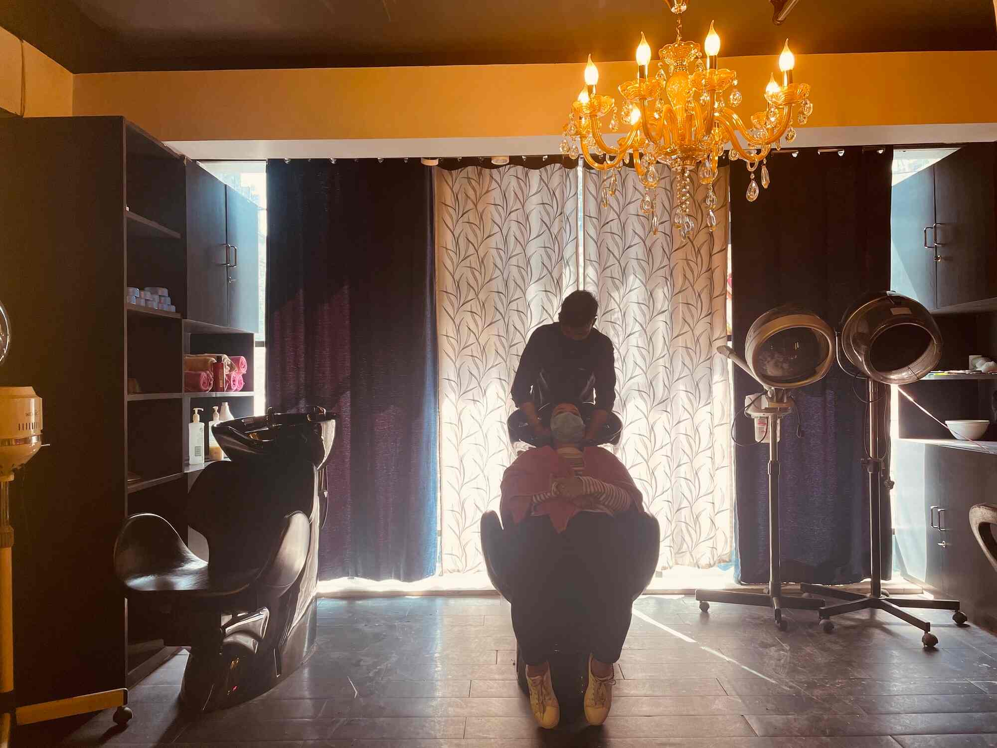 Kaizen Family Salon in Saket Nagar,Indore Best Beauty Parlours in