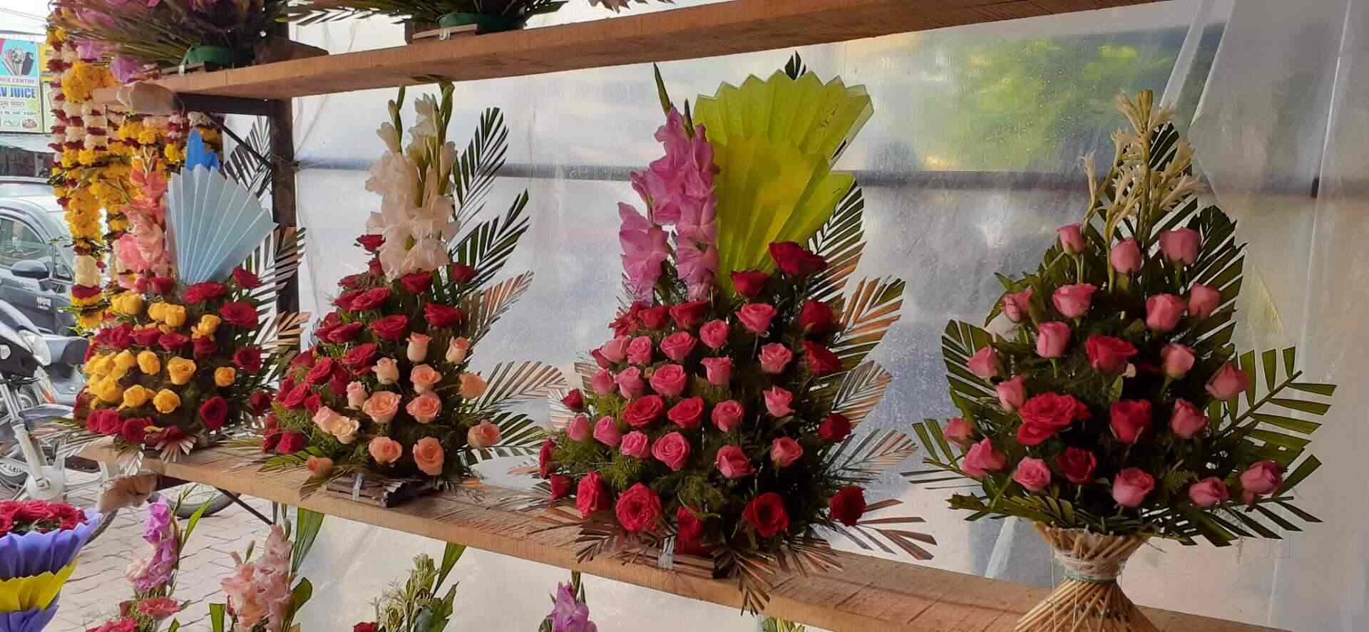 Maa Sharda Flower Decorations in New Palasia,Indore Best Flower Shops