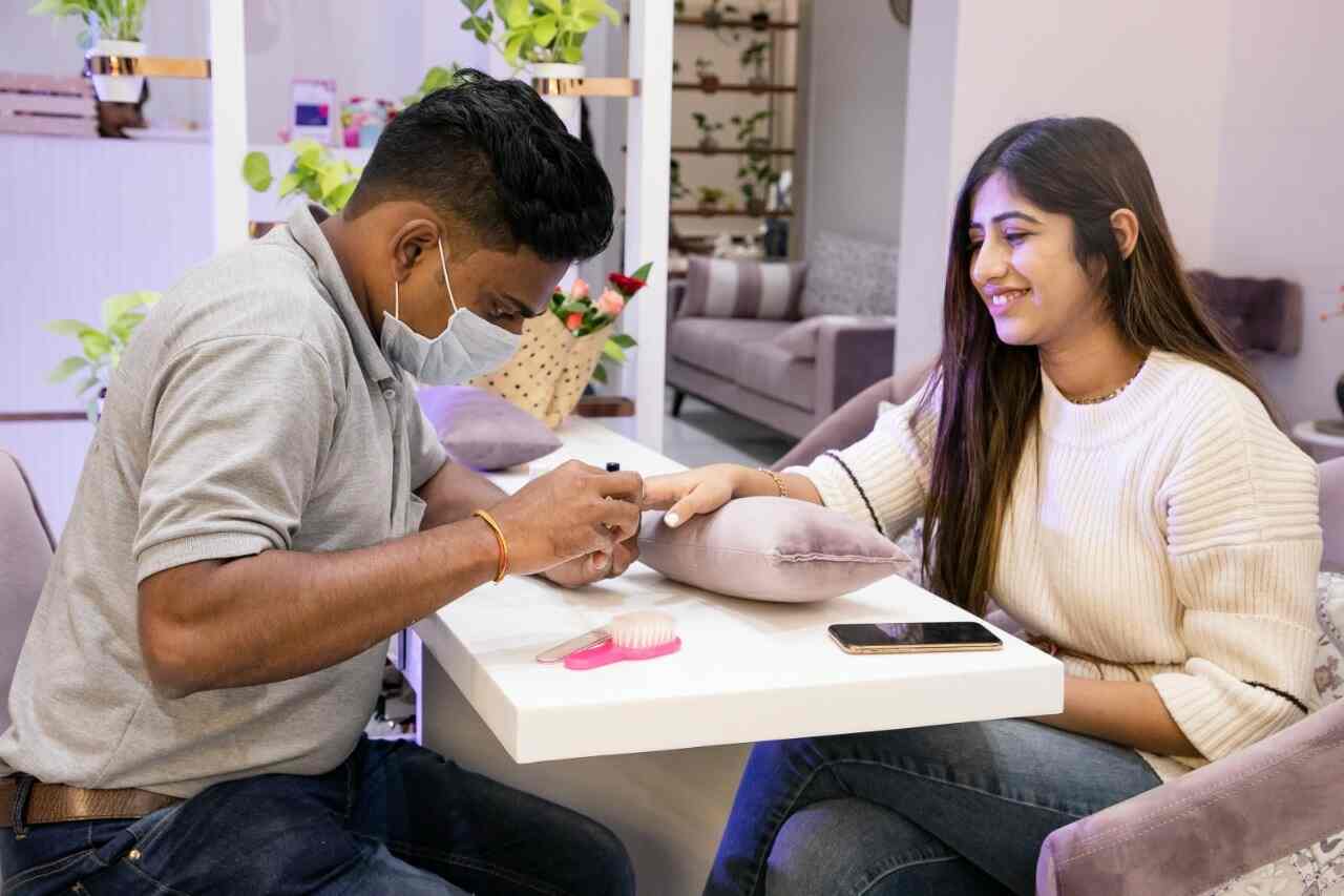 Fingertips The Nail Studio in Saket Nagar,Indore Best Beauty Parlours