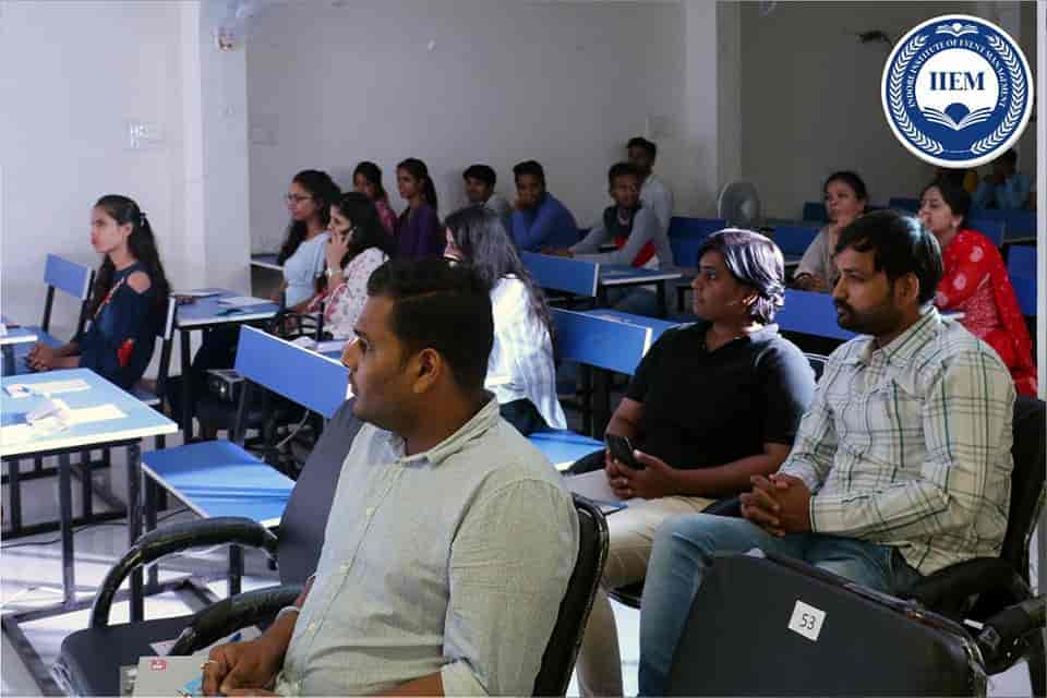 Top Libraries in Indore Best Public Libraries near me Justdial