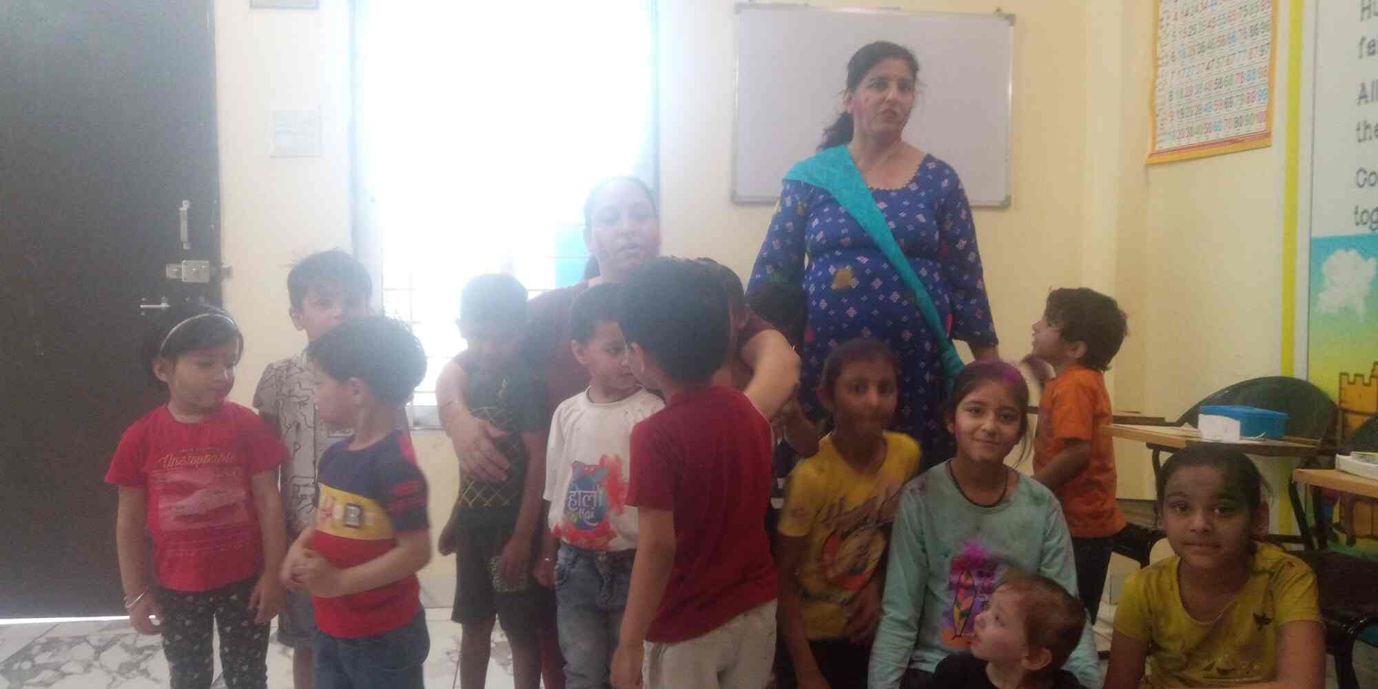 Paradise Playway School And Child Day Care Center (Closed Down) in Nayta Mundla,Indore Best in