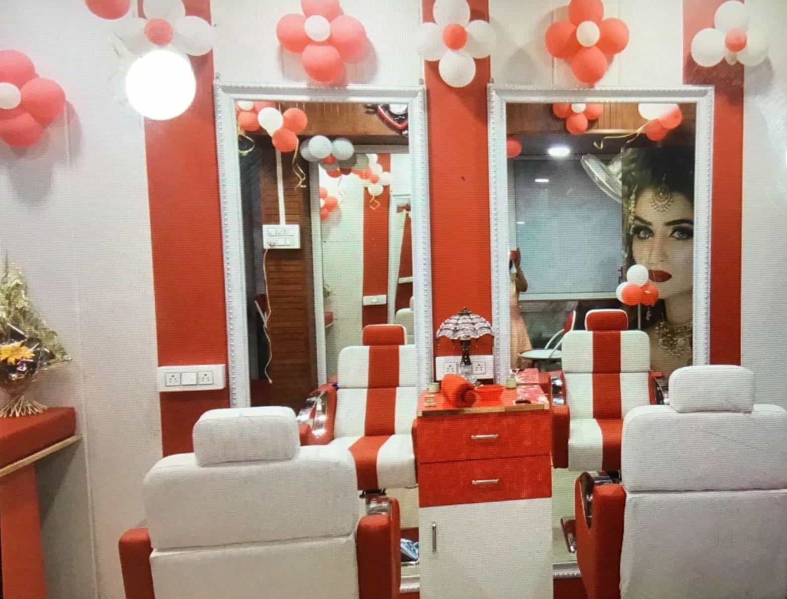 Soundarya Beauty Parlour & Training Center in Indore,Indore Best