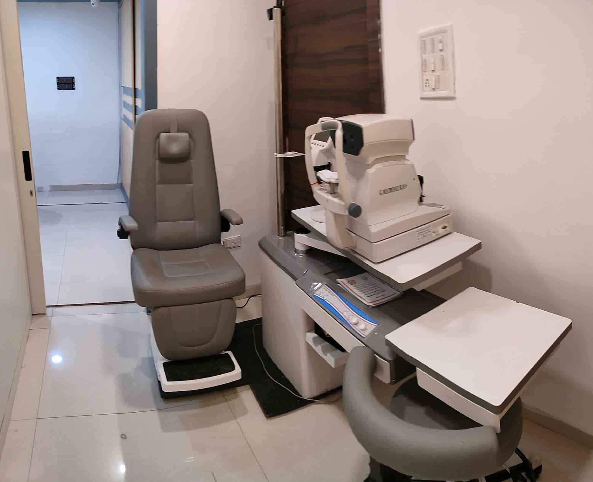 Titan Eye Wear (Grace Optical World) in Mahalaxmi Nagar,Indore Best