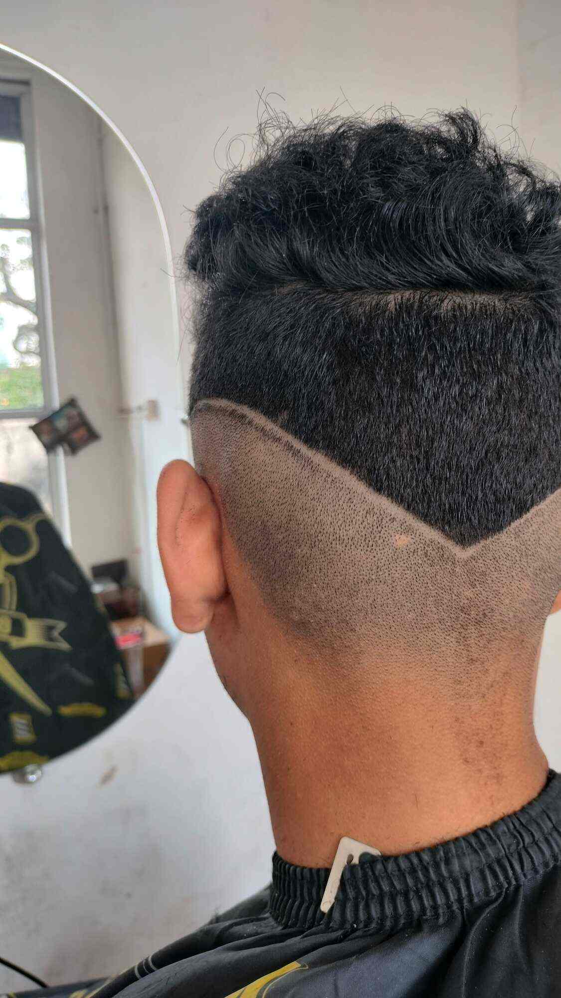 A A A Men's Salon in Bilhari Jabalpur,Jabalpur Best Beauty Parlours