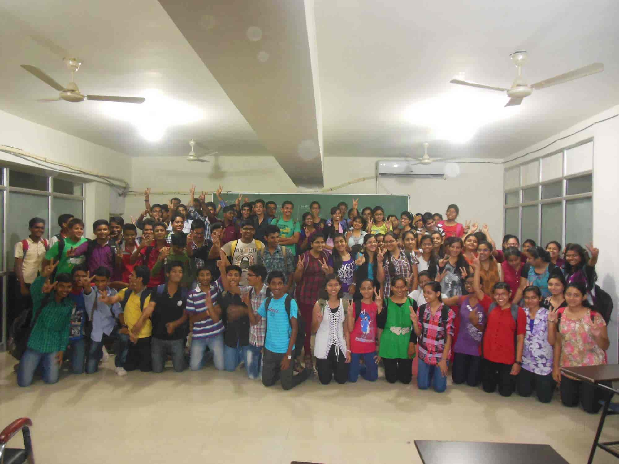 Asati Physics Classes in Yadav Colony,Jabalpur Best Tutorials in