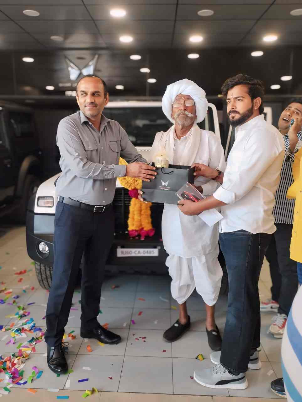 K S Motors Pvt. Ltd. in M I Road,Jaipur Best Mahindra (Authorised