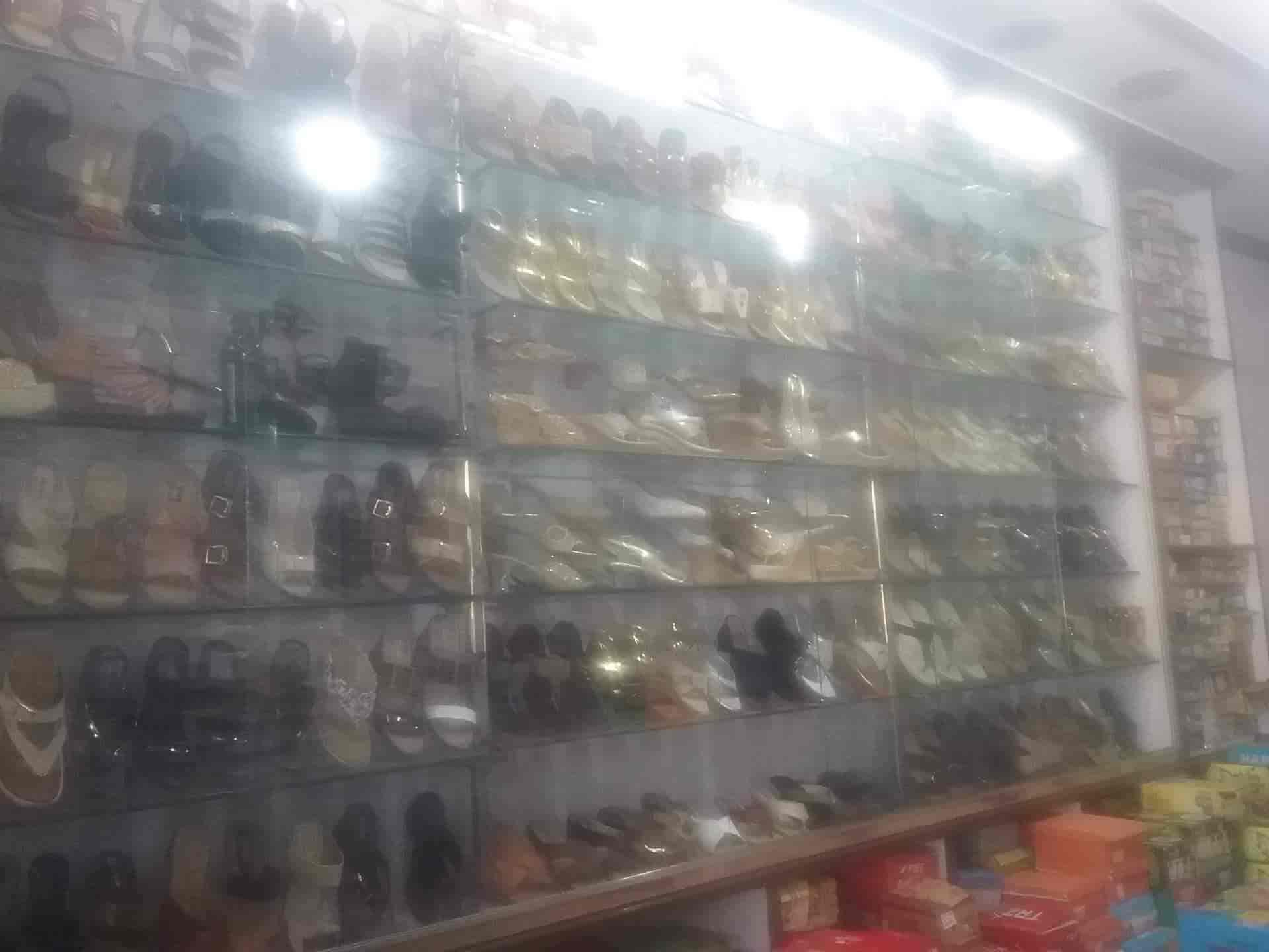 Taniya Foot Wear in Vaishali Nagar,Jaipur Best Shoe Dealers in Jaipur