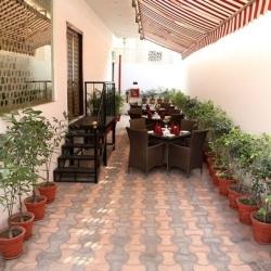 Comfort Inn Sapphire Indira Bazar Hotels In Jaipur Justdial