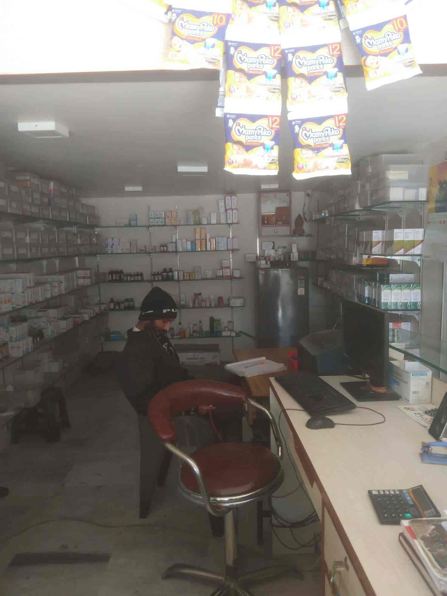 Dr. B L Dhaka Psychiatrist in Central Spine,Jaipur Book Appointment