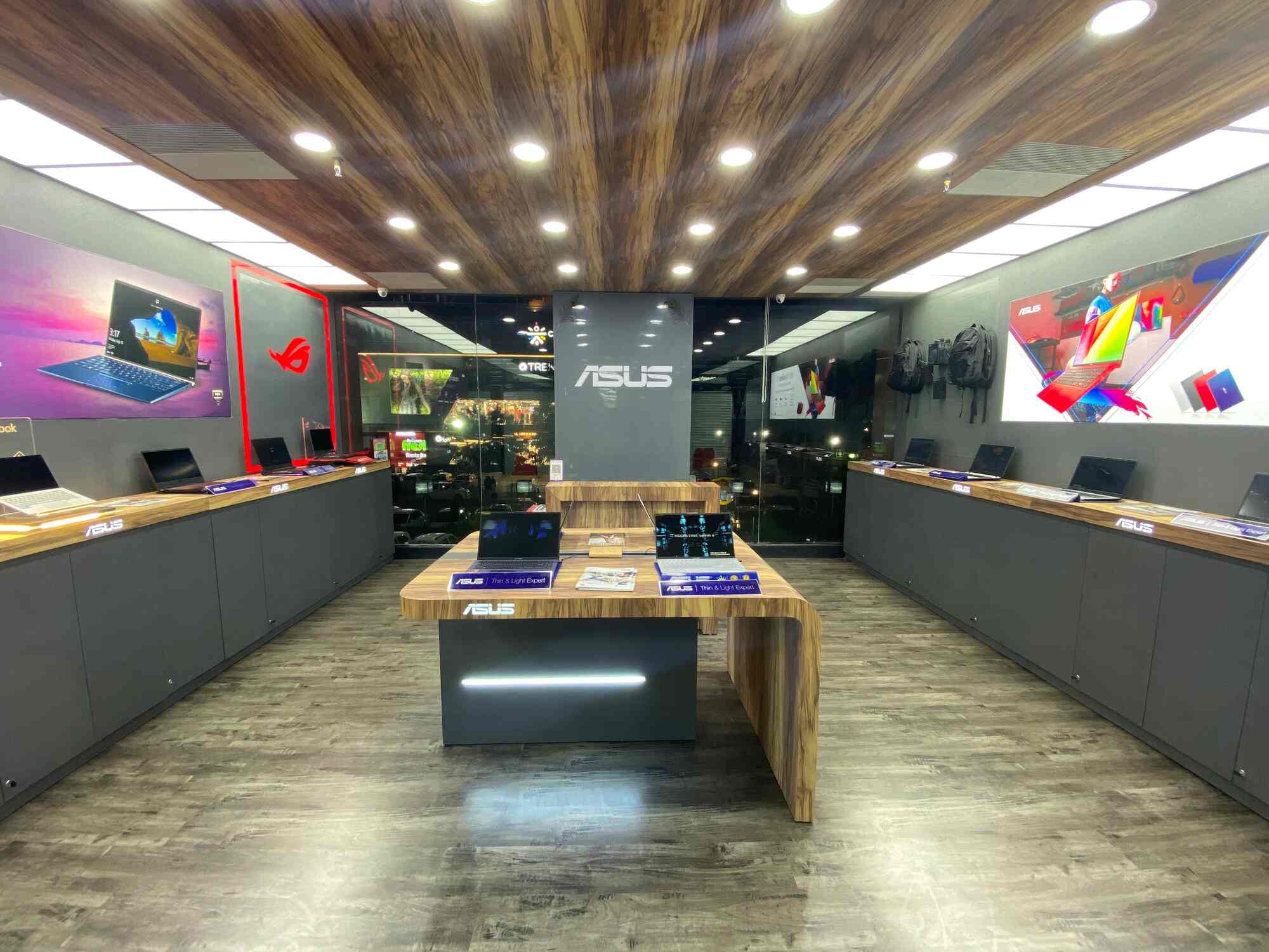 Asus Exclusive Store Dreamscape Technologies in Malviya Nagar,Jaipur