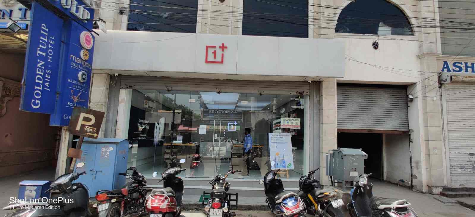 Oneplus Store in M I Road,Jaipur Best Mobile Phone Dealers in Jaipur
