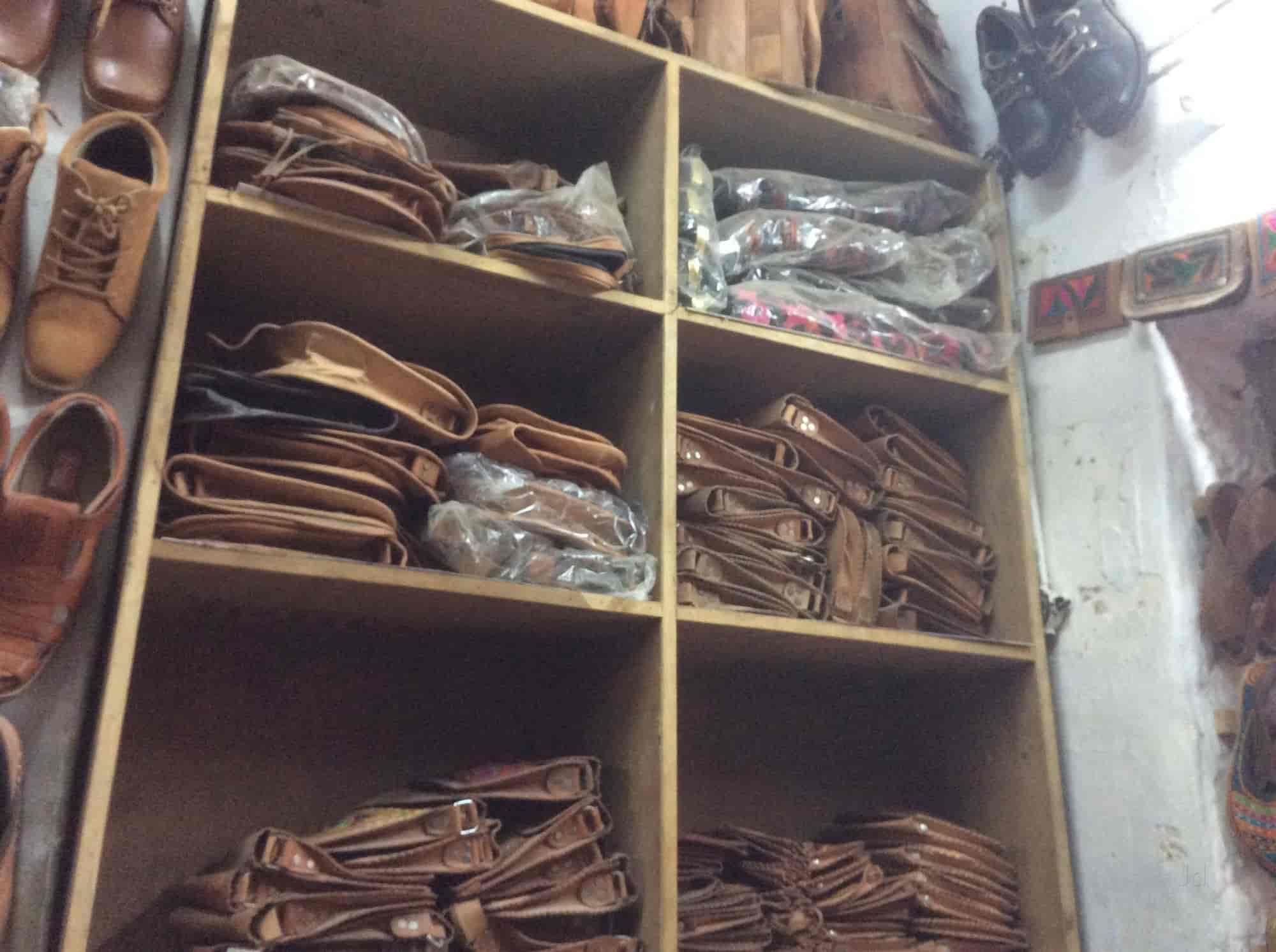 Top Leather Bag Dealers in Jaisalmer Best Leather Bags Supplier near