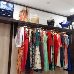 Utsav fashion outlet store