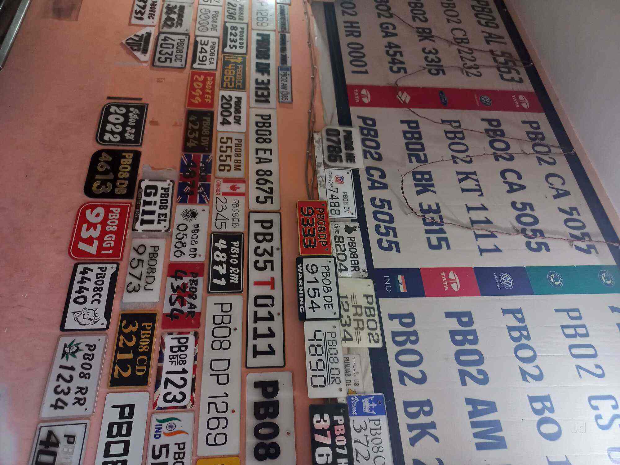 Deepak Arts in Jalandhar,Jalandhar Best Radium Car Number Plate